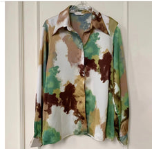 Load image into Gallery viewer, Sisley ||| Long Sleeve Shirt
